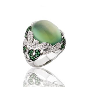 photo/bague_or_blanc_pierres_1_prehnite_78_diamants_86_tsavorites.jpg